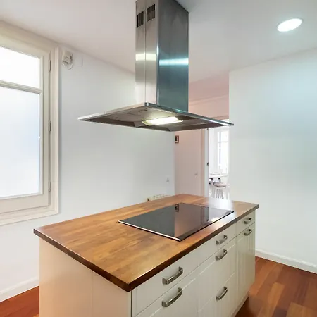 Stunning 4br In Sagrada Familia