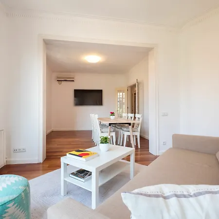 Lägenhet Stunning 4br In Sagrada Familia Barcelona