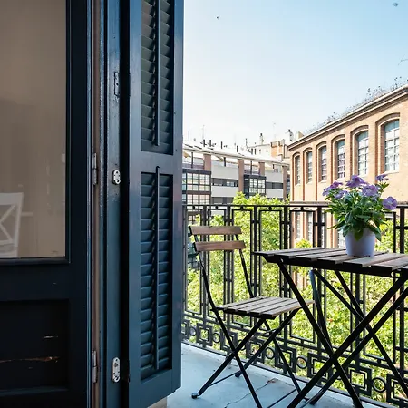 Stunning 4br In Sagrada Familia